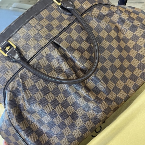 Louis Vuitton bag - Picture 9 of 14